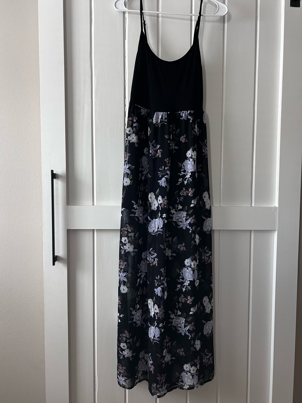 Forever 21 | Classic Black Dress